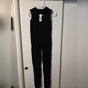 New Black Sleeveless Jumpsuit